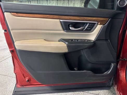 Used 2017 Honda CR-V EX-L image 16