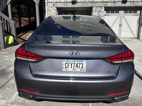 Used 2015 Hyundai Genesis 3.8 w/ Option Group 03 image 4