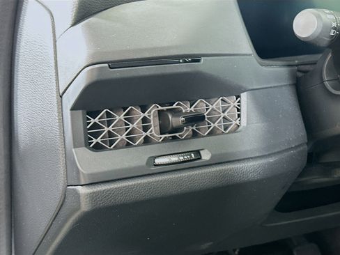 Used 2024 Honda Accord LX image 10