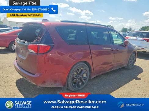 Used 2018 Chrysler Pacifica Touring-L w/ Premium Audio Group FWD image 4