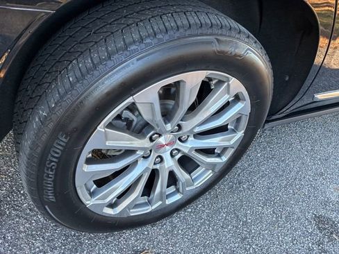 Used 2021 GMC Yukon Denali w/ Denali Ultimate Package image 16