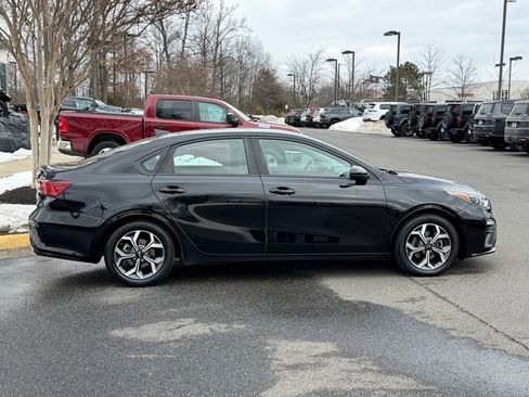 Used 2019 Kia Forte LXS image 6