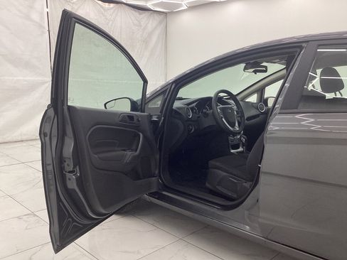 Used 2019 Ford Fiesta SE image 16