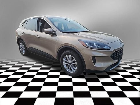 Used 2021 Ford Escape SE image 6