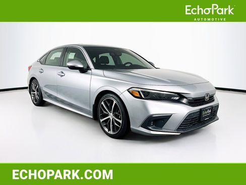 Used 2022 Honda Civic Touring image 1