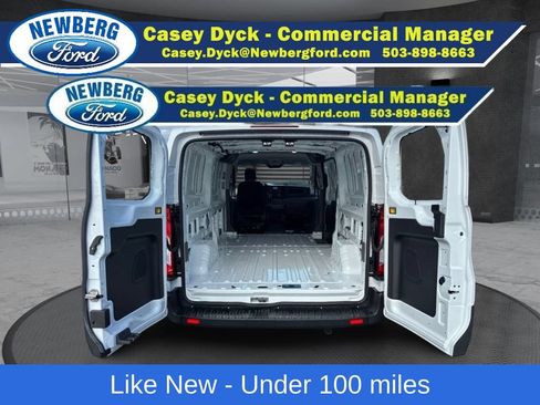 Used 2024 Ford Transit 250 Low Roof RWD image 4