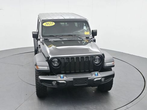 Used 2023 Jeep Wrangler Unlimited w/ Cold Weather Group AWD/4WD image 20