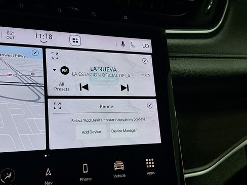 Used 2023 Jeep Grand Cherokee L Limited image 21