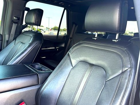 Used 2019 Ford Expedition Limited w/ Texas Edition Package RWD image 7