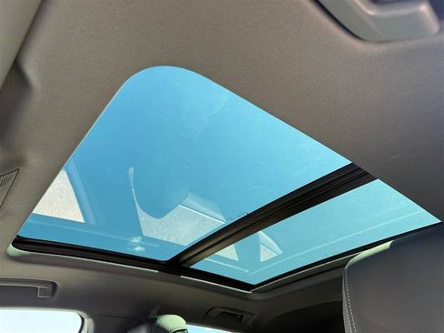 Used 2024 Audi Q4 e-tron Premium Plus w/ Premium Plus image 19