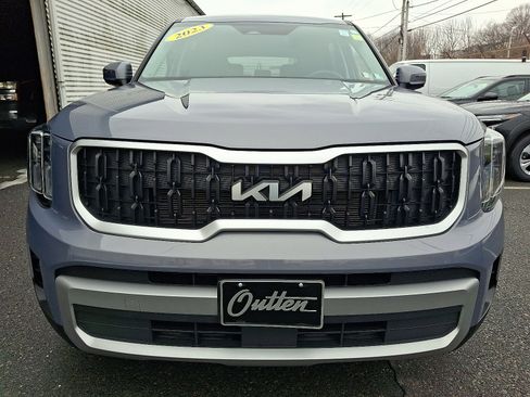 Used 2023 Kia Telluride LX image 8
