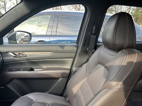 Used 2025 MAZDA CX-5 Signature image 13