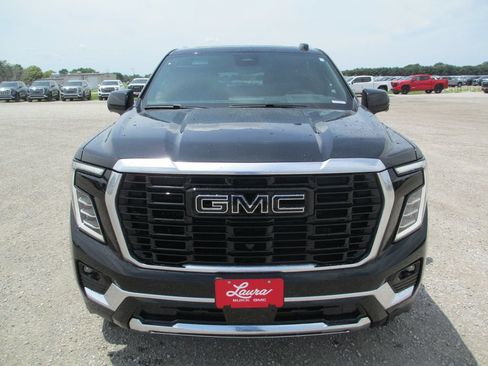 New 2026 GMC Yukon XL Denali w/ Denali Reserve Package AWD/4WD image 10