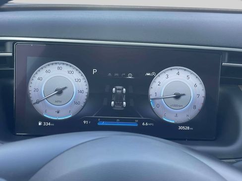 Certified 2023 Hyundai Tucson Limited AWD/4WD image 26