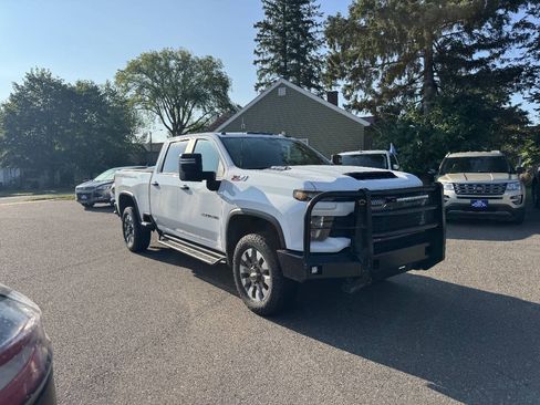 Used 2024 Chevrolet Silverado 2500 Custom w/ Custom Value Package AWD/4WD image 9