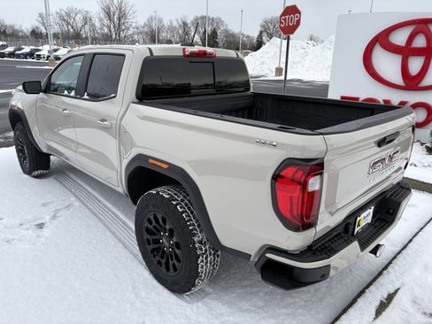 Used 2026 GMC Canyon Elevation w/ Convenience Package image 6