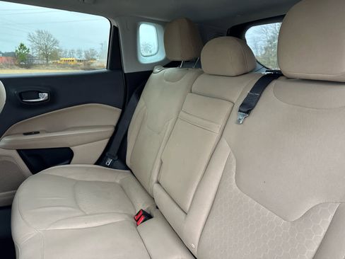 Used 2020 Jeep Compass Sport image 15