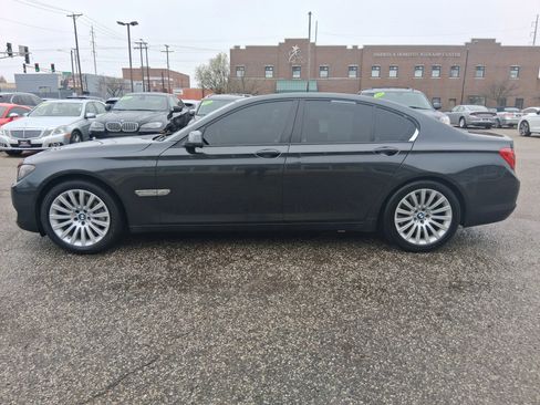 Used 2012 BMW 750i xDrive image 5
