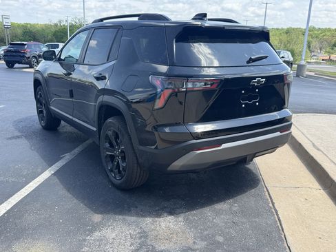 New 2026 Chevrolet Equinox LT image 3