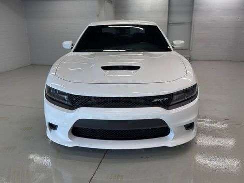 Used 2018 Dodge Charger R/T Scat Pack RWD image 2