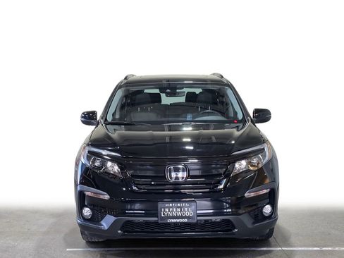 Used 2021 Honda Pilot Special Edition image 2