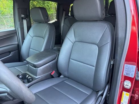 Used 2024 Chevrolet Colorado Trail Boss w/ Advanced Trailering Package AWD/4WD image 10