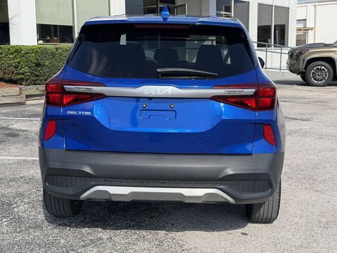 Used 2023 Kia Seltos LX AWD/4WD image 6