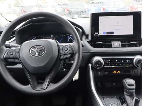 Used 2025 Toyota RAV4 LE image 13