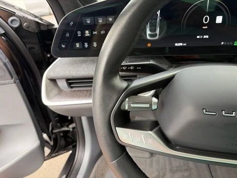 Used 2024 Lucid Air Touring AWD/4WD image 16