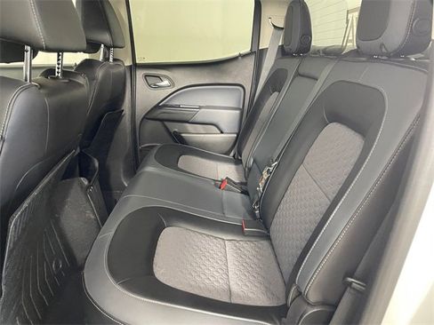 Certified 2015 Chevrolet Colorado Z71 image 12