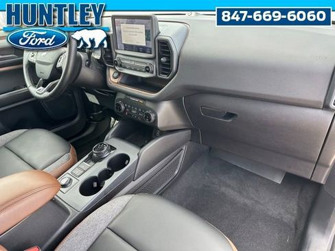 Used 2024 Ford Bronco Sport Outer Banks w/ Tech Package AWD/4WD image 9