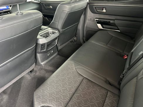 Used 2022 Toyota Tundra Limited image 14