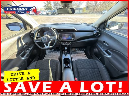 Used 2023 Nissan Kicks SV image 18