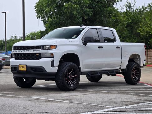 Used 2020 Chevrolet Silverado 1500 Custom w/ Custom Value Package RWD image 7