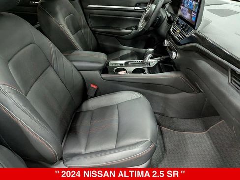 Used 2024 Nissan Altima 2.5 SR w/ SR Premium Package AWD/4WD image 35