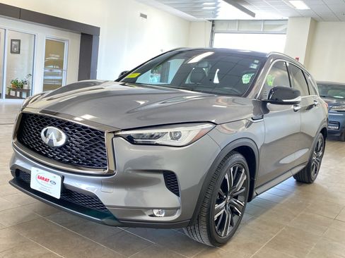 Used 2021 INFINITI QX50 Luxe w/ Appearance Package AWD/4WD image 4