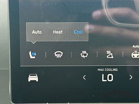 Used 2025 Tesla Cybertruck AWD Crew Cab image 26