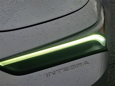 Used 2024 Acura Integra A-Spec image 9