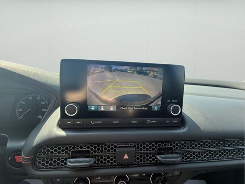 Used 2025 Honda HR-V Sport image 18