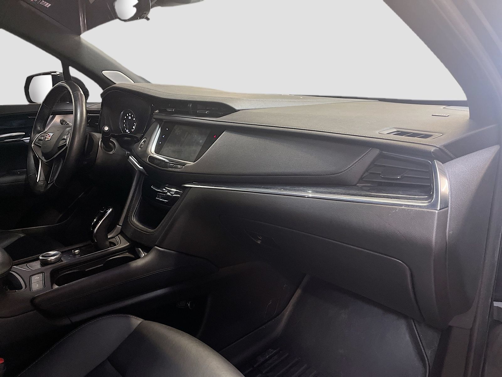 Used 2023 Cadillac XT5 Premium Luxury w/ Technology Package AWD/4WD image 31