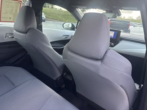Certified 2025 Toyota Corolla SE FWD image 26