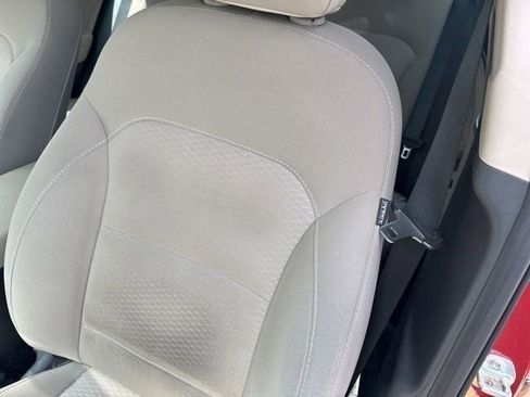 Used 2019 Hyundai Elantra SE w/ Cargo Package FWD image 10