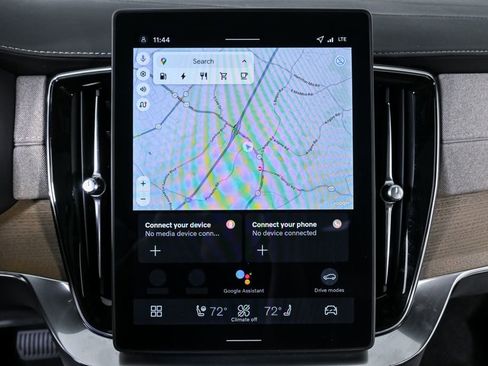 Certified 2026 Volvo XC90 T8 Ultra w/ Protection Package Premier image 17