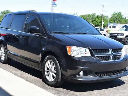 Used 2019 Dodge Grand Caravan SXT FWD image 10