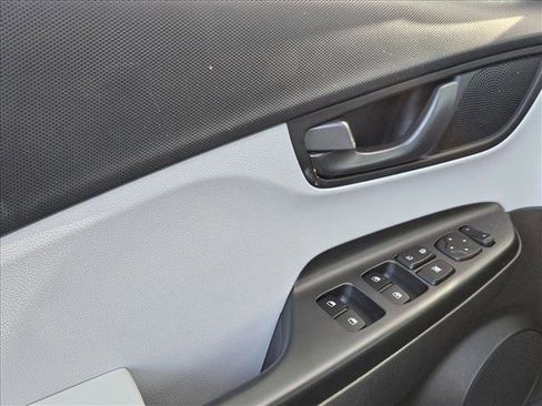 Used 2023 Hyundai Kona SEL w/ Cargo Package image 8