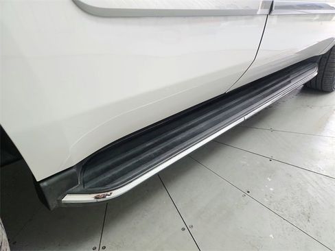 Used 2020 Cadillac Escalade Luxury image 55