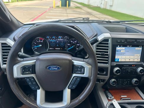 Used 2017 Ford F350 King Ranch w/ King Ranch Ultimate Package RWD image 36