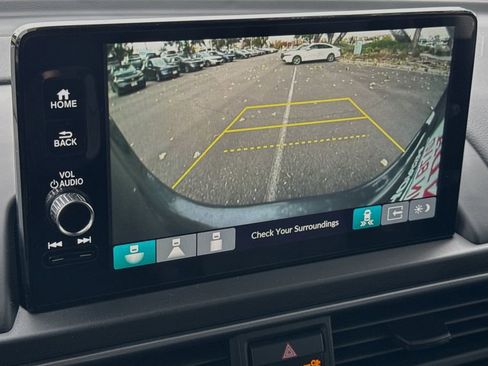 New 2025 Honda Pilot Touring image 23