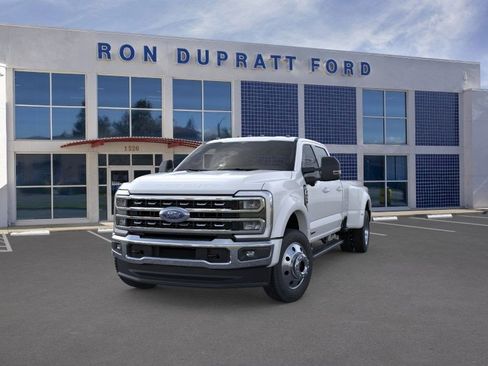 New 2026 Ford F450 XLT w/ XLT Premium Package image 3