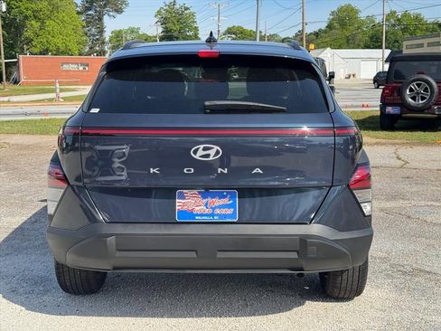Used 2025 Hyundai Kona SEL FWD image 4